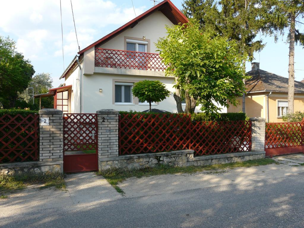 Tanay Vendégház Balatonfüred Esterno foto